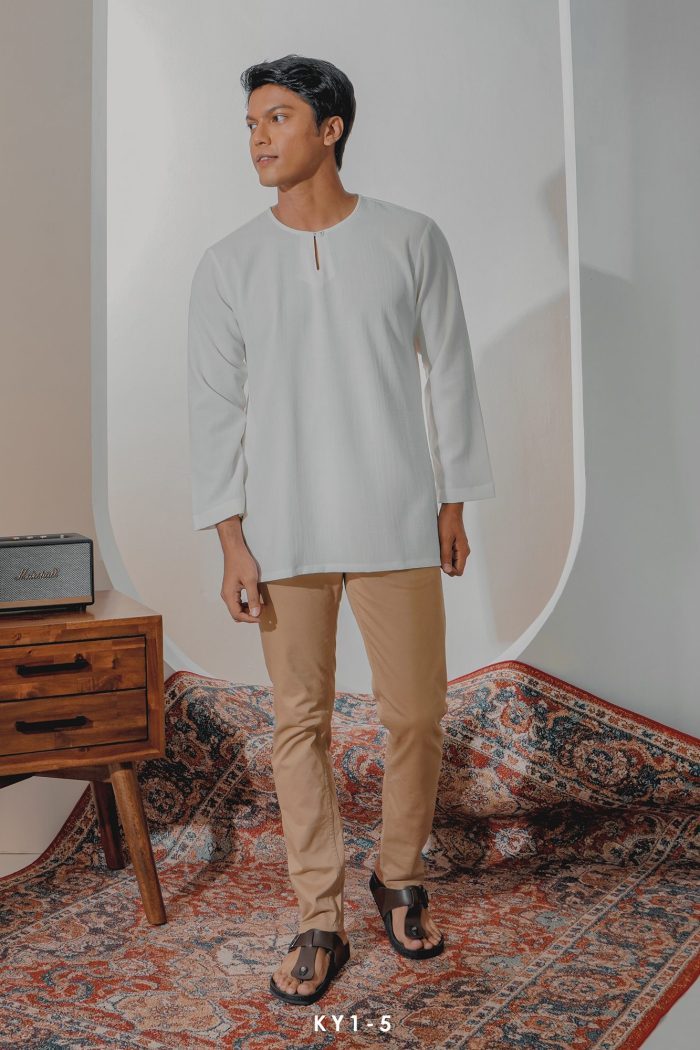Kurta Yusoff in White (KY1-5)