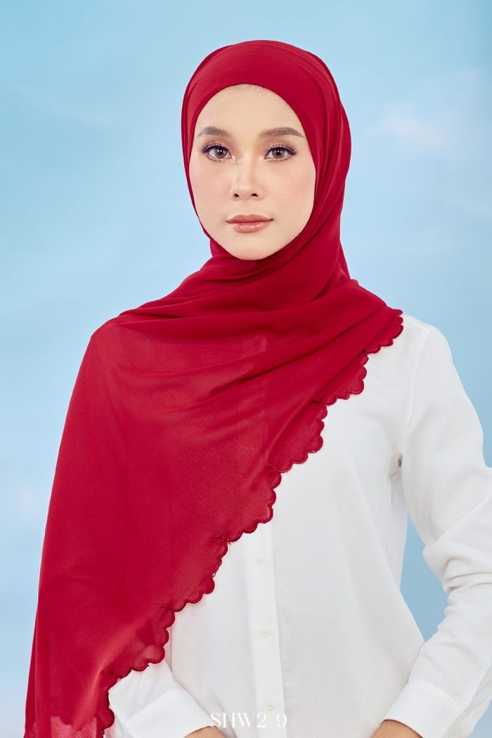 Widuri Shawl in Red Chili (SHW2-9-F)