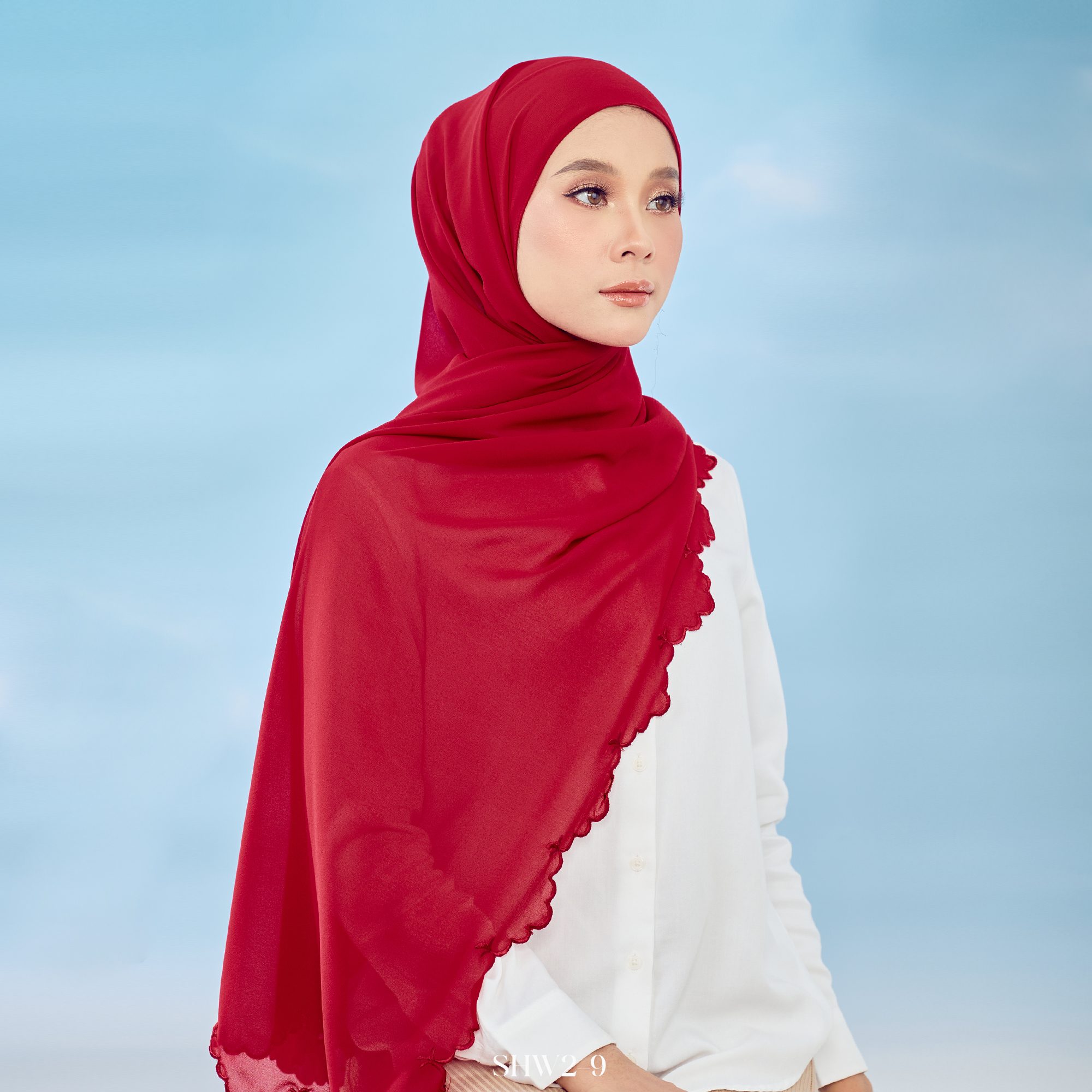 Widuri Shawl in Red Chili (SHW2-9-F)