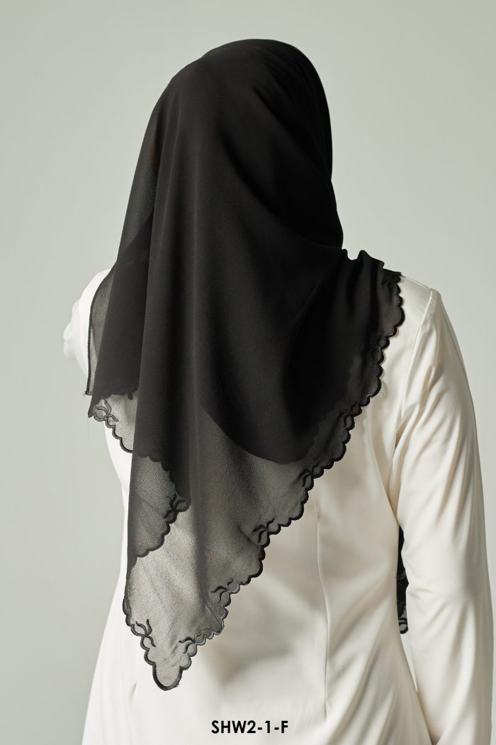 Widuri Shawl in Black (SHW2-1)