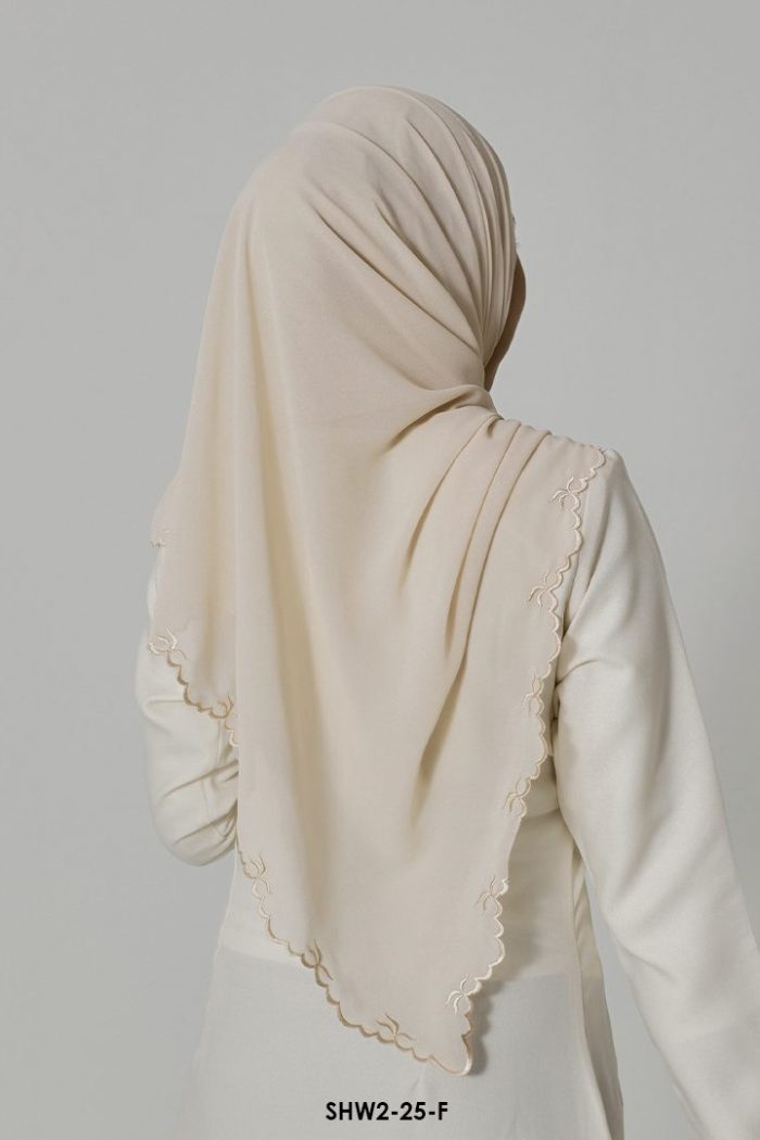 Widuri Shawl in Horlicks (SHW2-25-F)