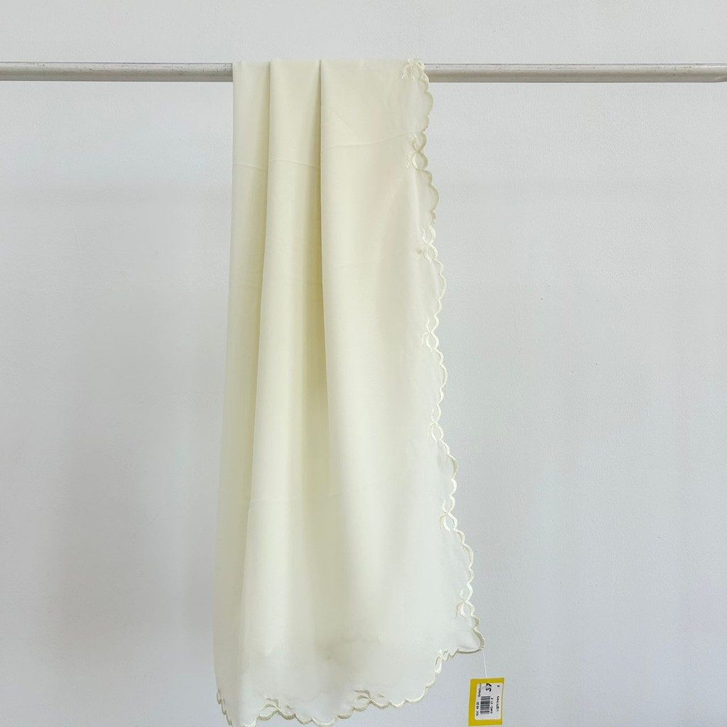 Widuri Shawl in Light Ivory (SHW2-37-F)