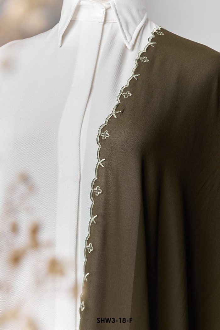 Wirda Shawl in Seaweed Green (SHW3-18-F)