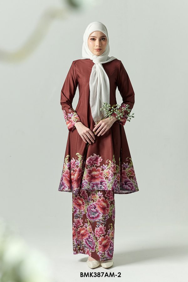 Ameera Kurung in Burnt Umber (BMK387AM-2)
