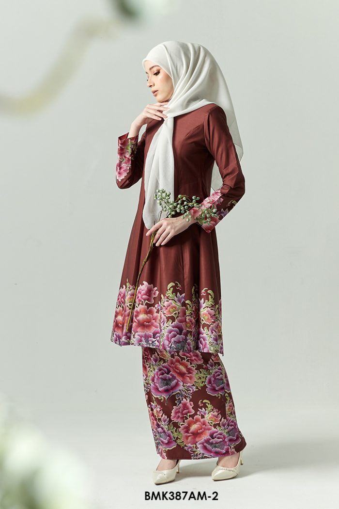 Ameera Kurung in Burnt Umber (BMK387AM-2)