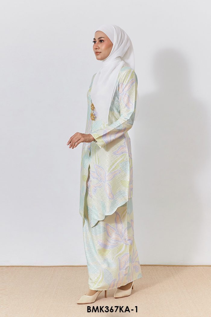 Kebaya Anggun 2.0 in Soft Yellow (BMK367KA-1)