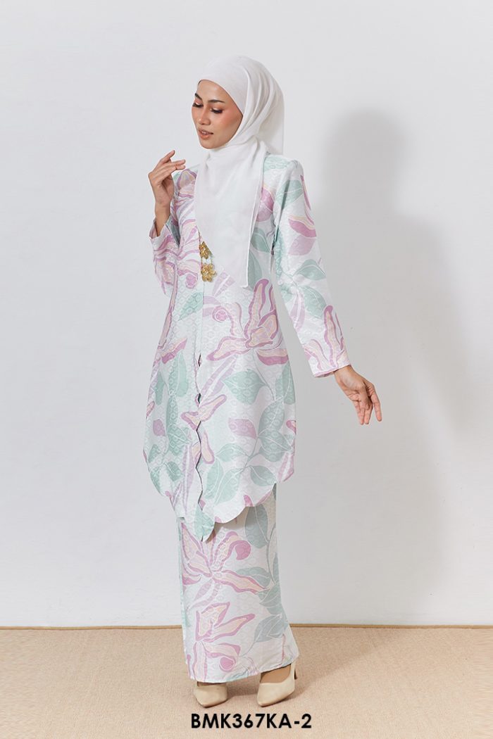 Kebaya Anggun 2.0 in Ice Mint (BMK367KA-2)