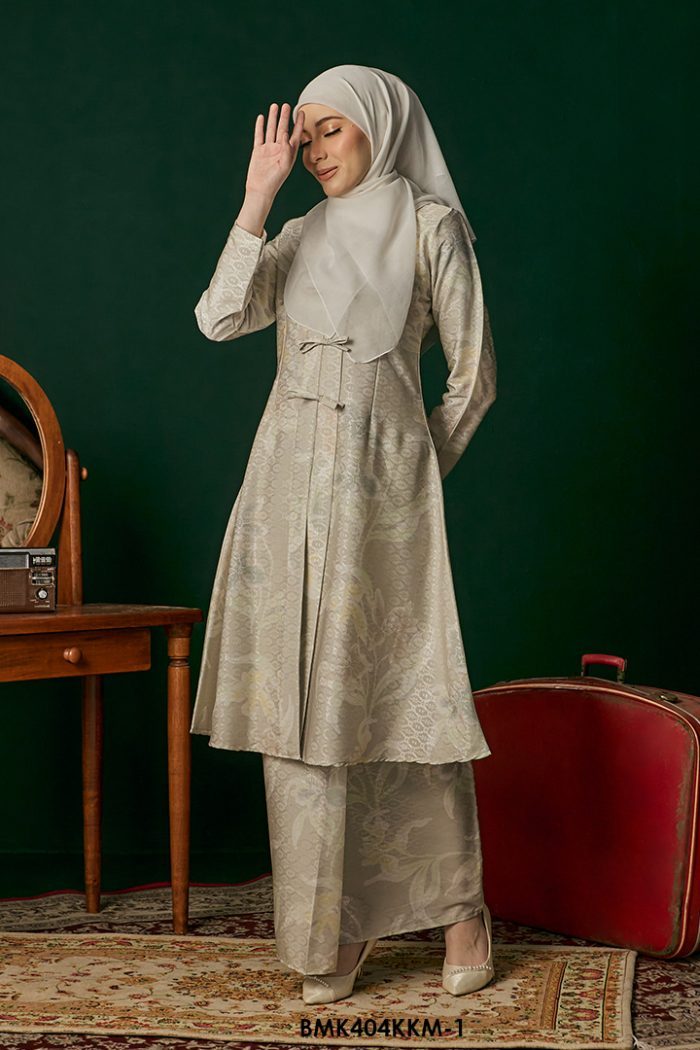 Kebarung Batiq Mia 3.0 Ribbon in Off White (BMK404KKM-1)