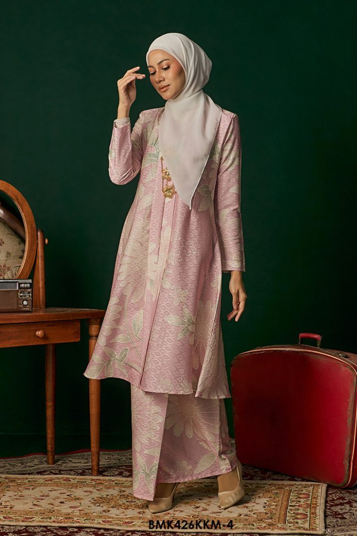 Kebarung Kalthom Batiq Mia in Baby Pink (BMK426KKM-4)