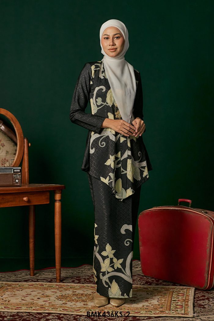 Kebaya Saloma in Black (BMK436KS-2)