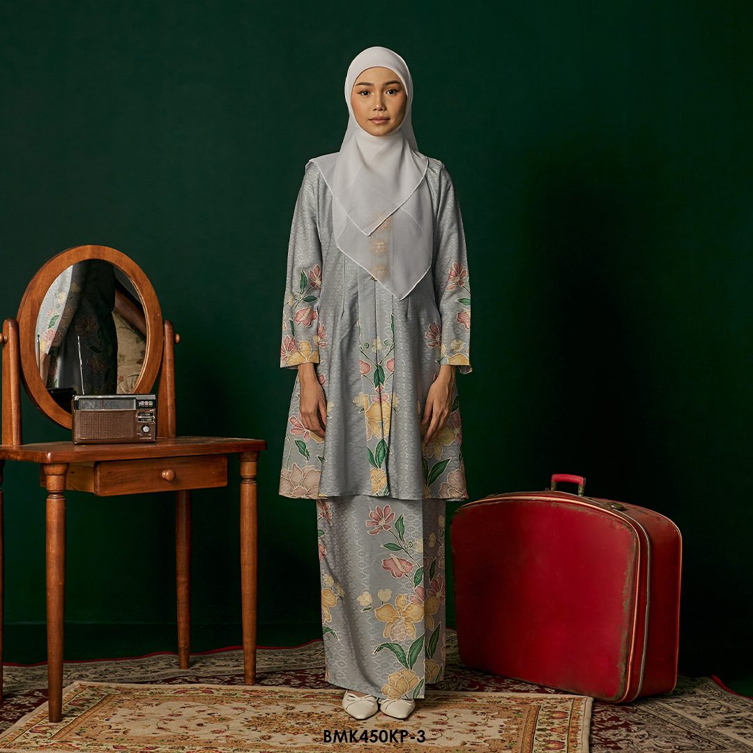 Kebarung Kalthom Petite in Soft Blue (BMK450KP-3)