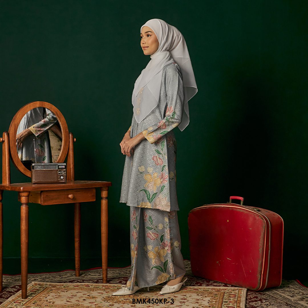 Kebarung Kalthom Petite in Soft Blue (BMK450KP-3) - Image 2