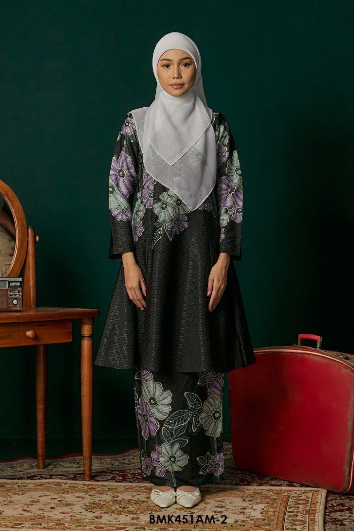 Ameera Kurung in Black (BMK451AM-2)