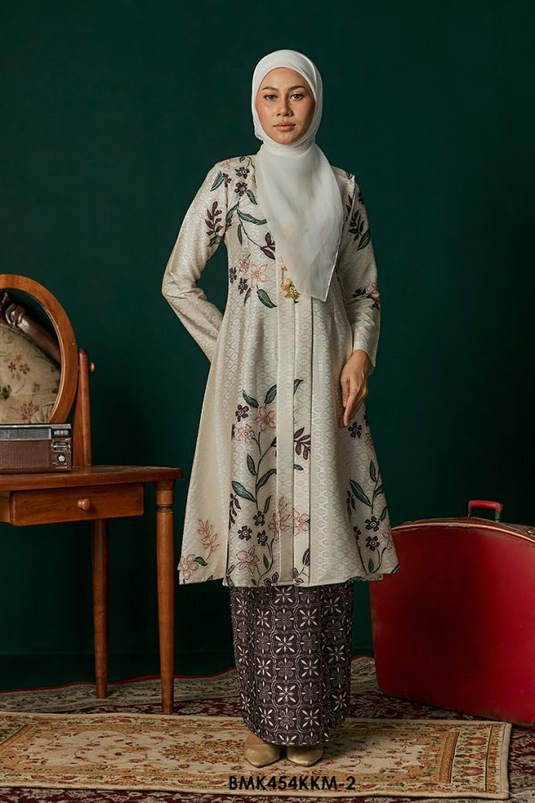 Kebarung Batiq Mia in Deep Purple (BMK454KKM-2)