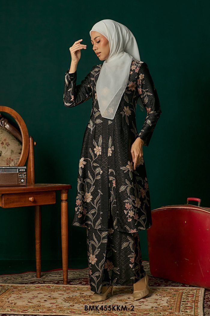 Kebarung Batiq Mia in Black (BMK455KKM-2)