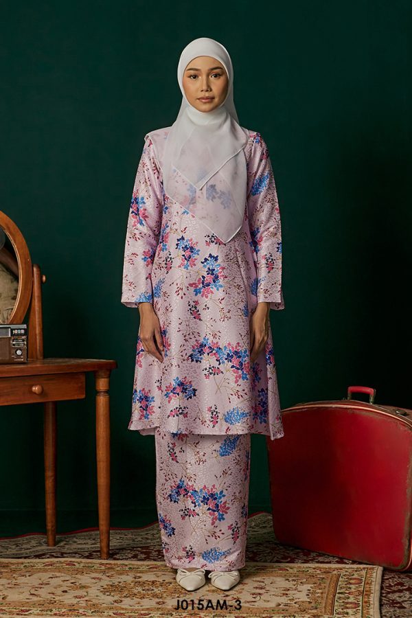 Ameera Kurung in Lilac (J015AM-3)