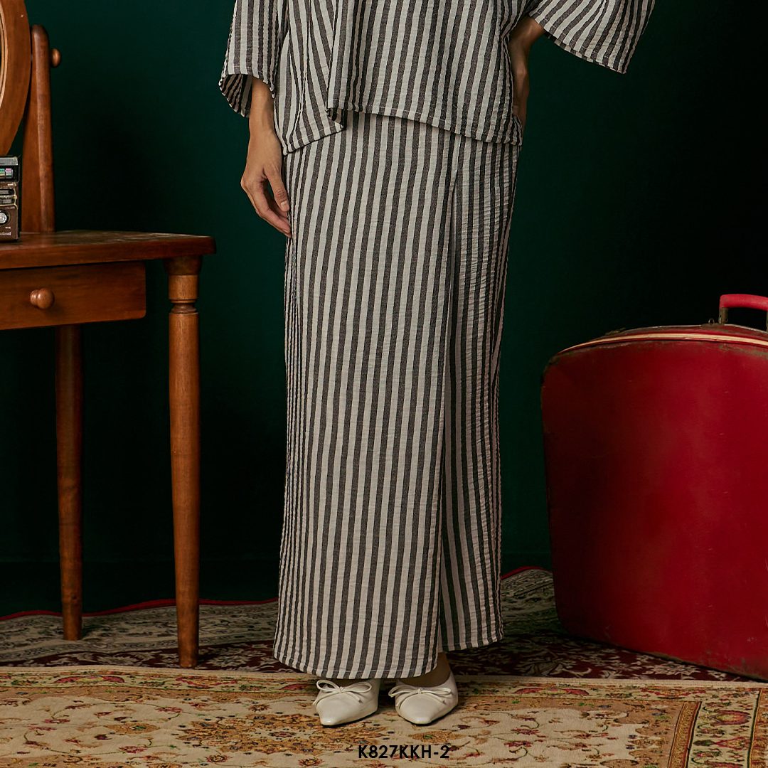 Kurung Kedah in Black (K827KKH-2) - Image 3