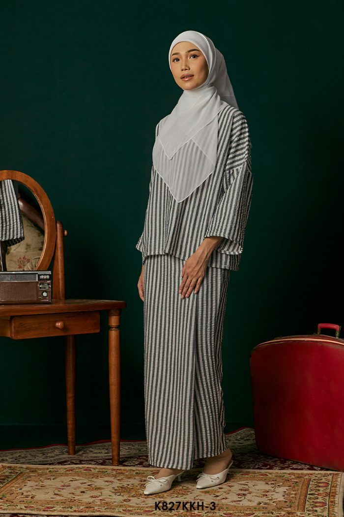 Kurung Kedah in Sacramento (K827KKH-3)