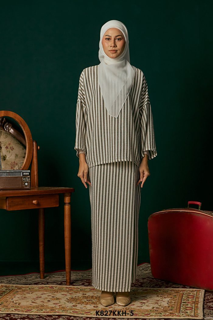 Kurung Kedah in Grayish Green (K827KKH-5)