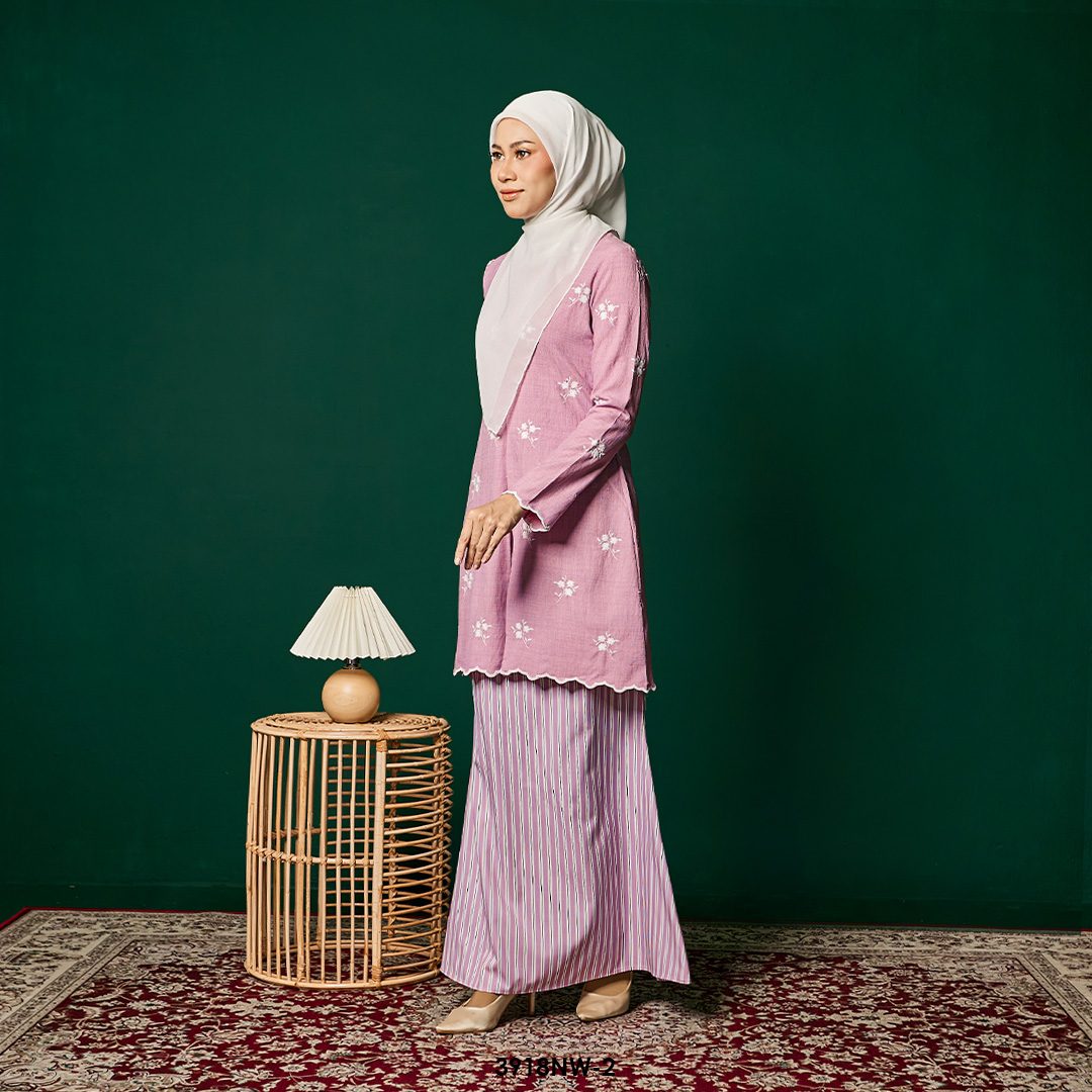 Kebaya Nawra in Light Mauve (3918NW-2) - Image 2
