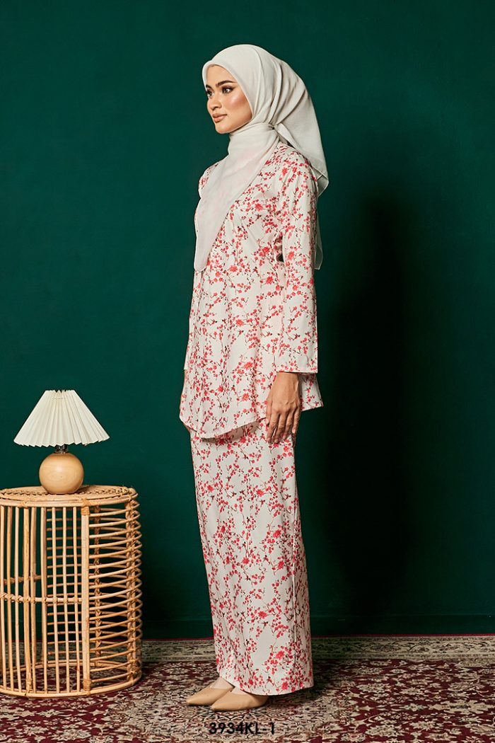 Kebaya Latifah in Chilli (3934KL-1)
