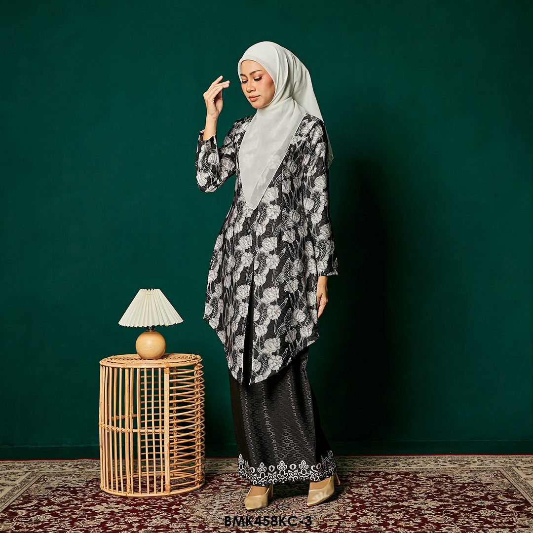 Kebaya Cindai in Black (BMK458KC-3) - Image 2