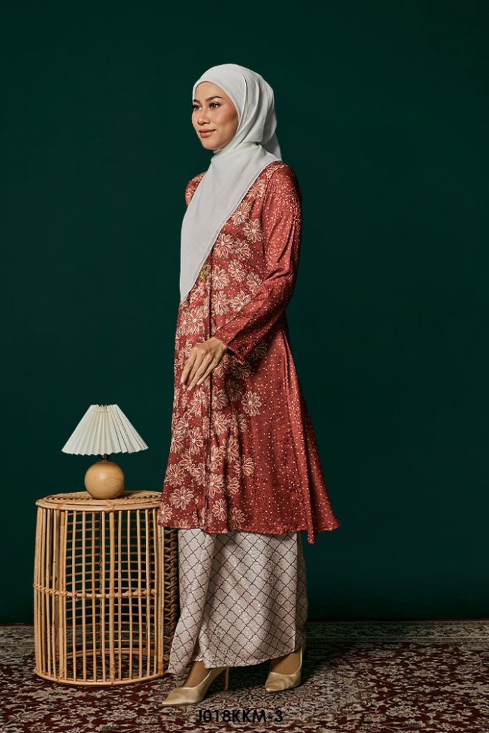 Kebarung Kalthom in Red (J018KKM-3)