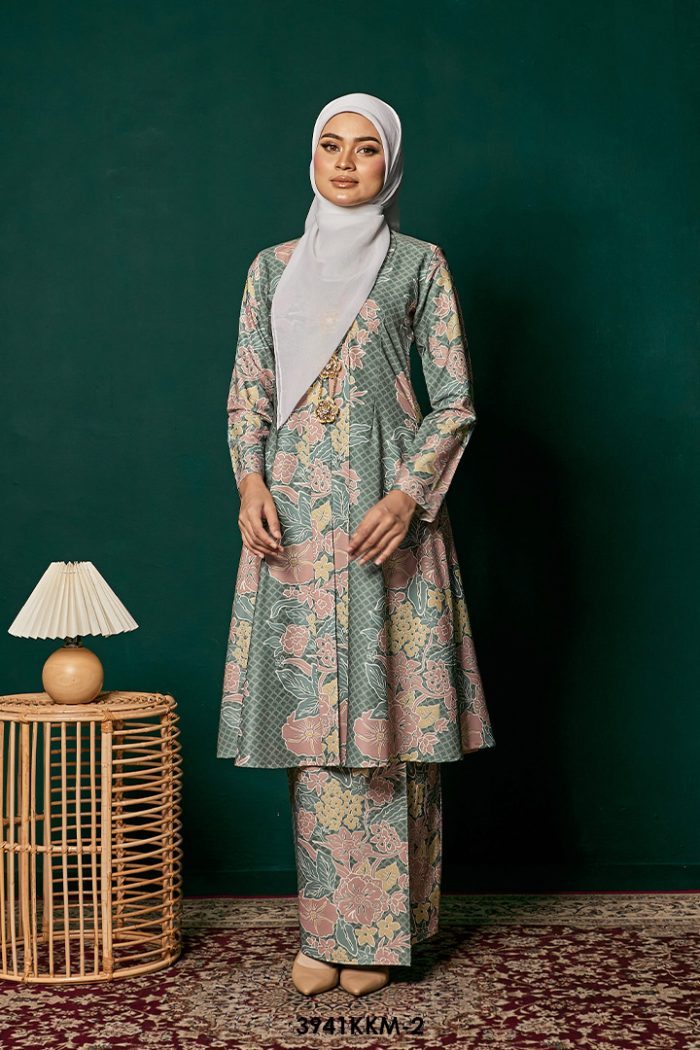 Kebarung Kalthom in Frog Green (3941KKM-2)