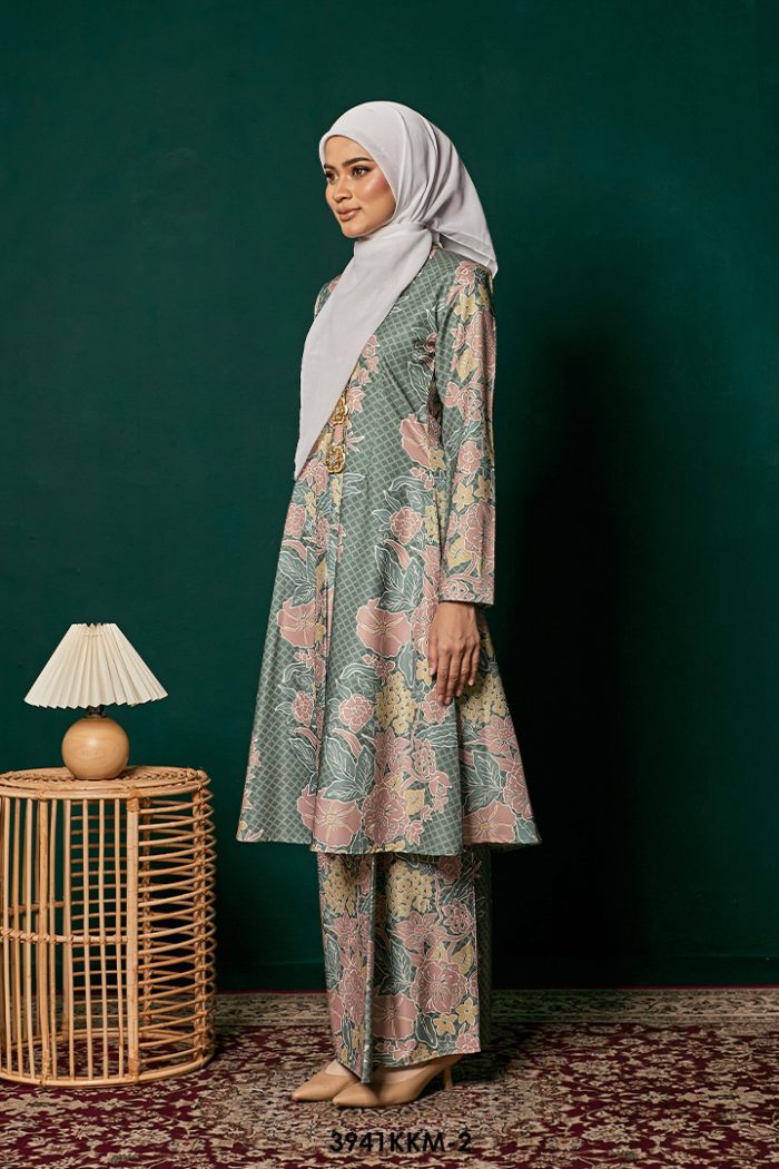 Kebarung Kalthom in Frog Green (3941KKM-2)