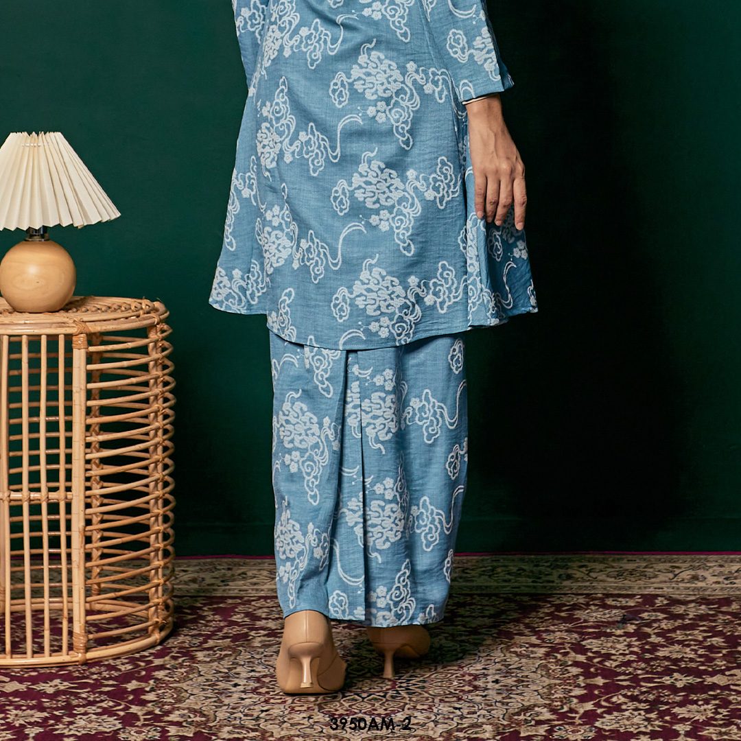 Ameera Kurung in Turquoise Green (3950AM-2) - Image 3