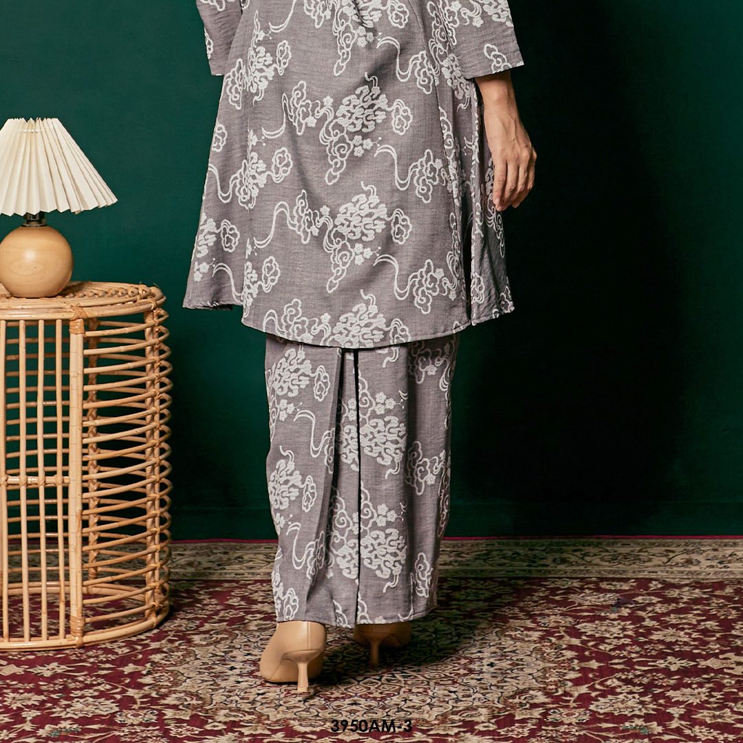 Ameera Kurung in Grey (3950AM-3) - Image 3