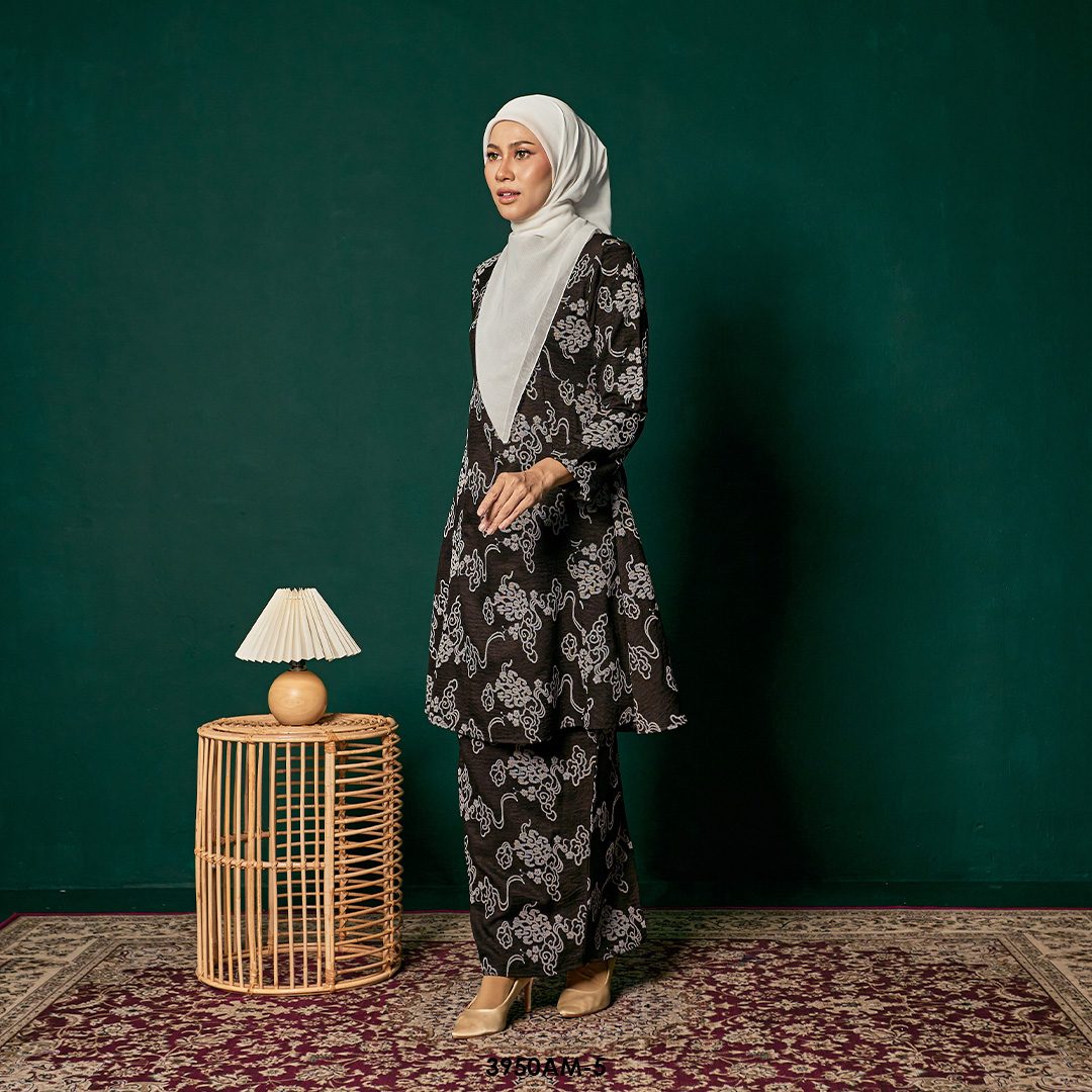 Ameera Kurung in Black (3950AM-5) - Image 5