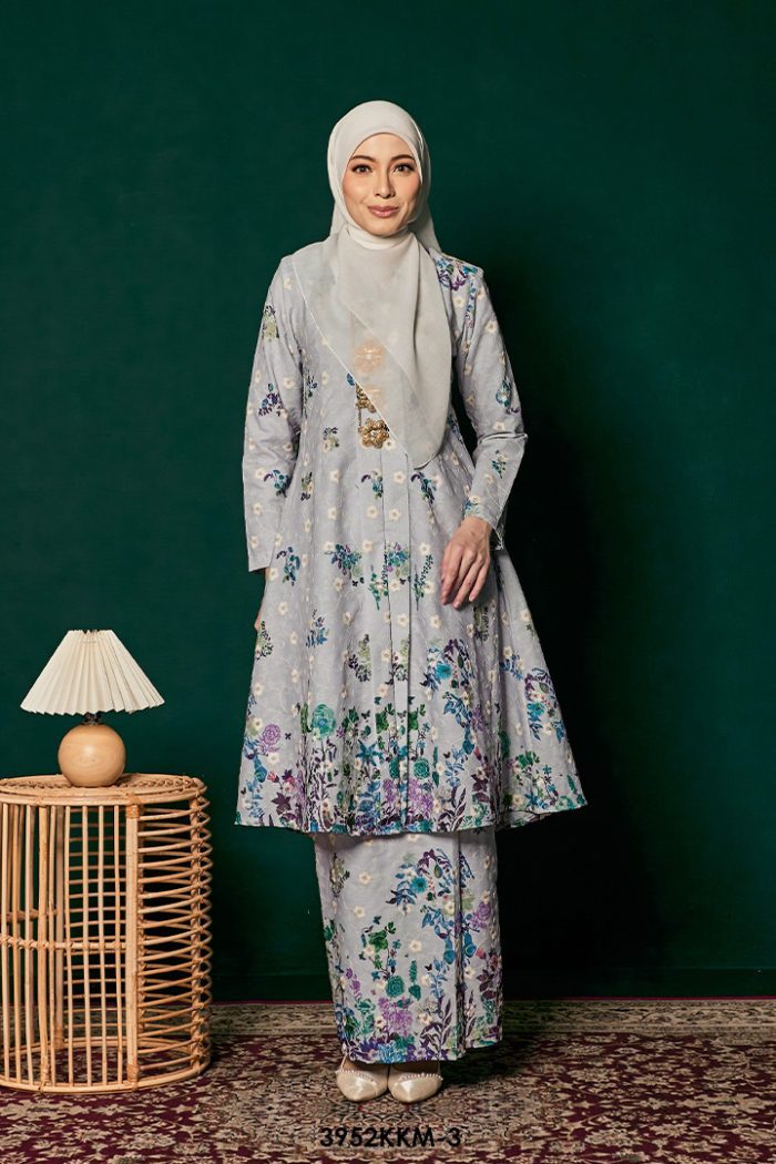 Kebarung Kalthom in Soft Blue (3952KKM-3)