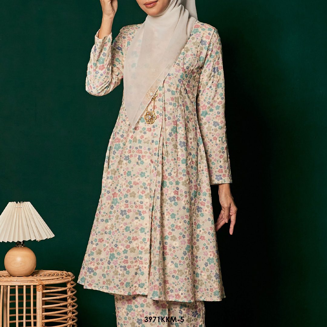 Kebarung Kalthom in Cream (3971KKM-5) - Image 3