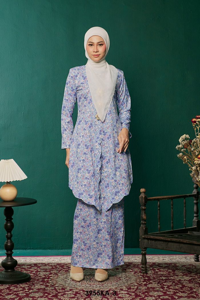 Kebaya Anggun 2.0 in Corn Flower (3955KA-3)