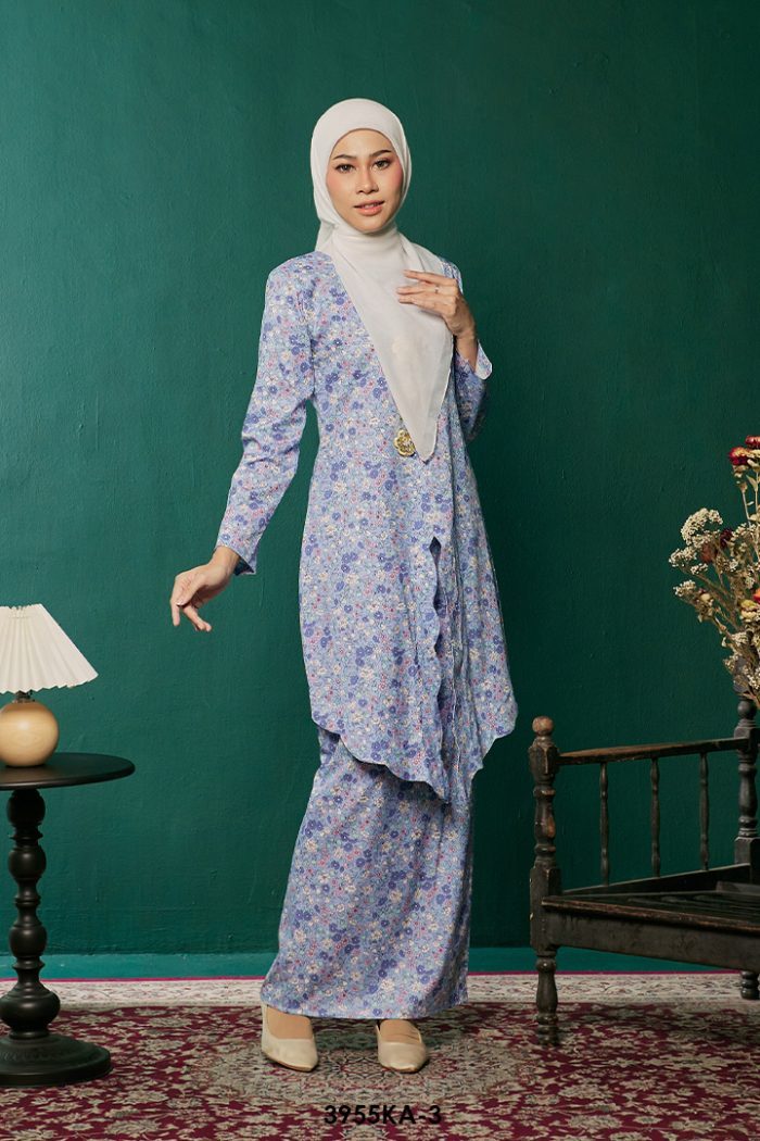 Kebaya Anggun 2.0 in Corn Flower (3955KA-3)