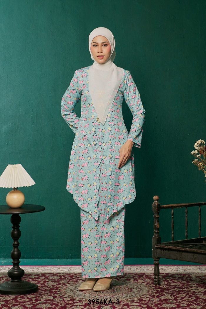 Kebaya Anggun 2.0 in Frosted Teal (3956KA-3)