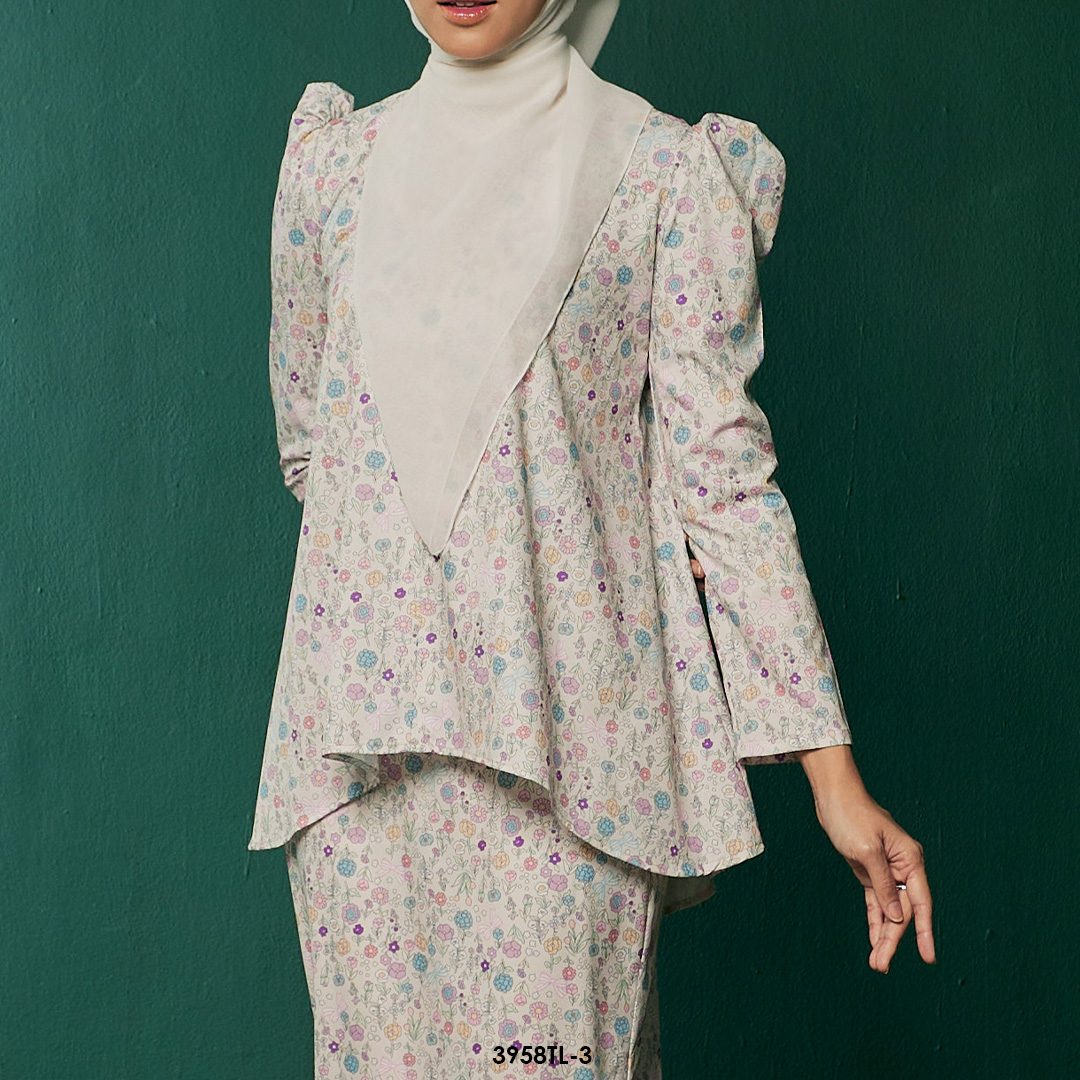 Taleeya Kurung in Off White (3958TL-3) - Image 4