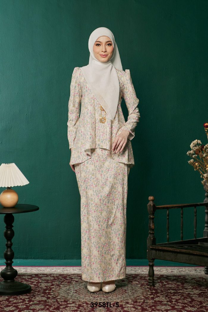 Taleeya Kurung in Melon (3958TL-5)