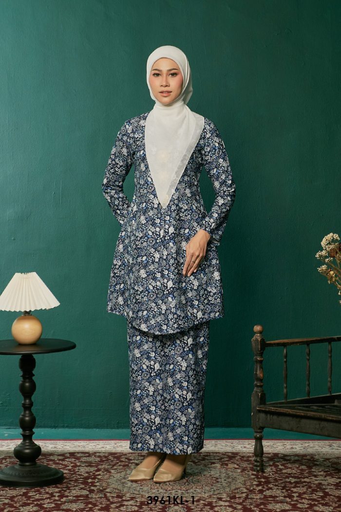 Kebaya Latifah 2.0 in Black (3961KL-1)