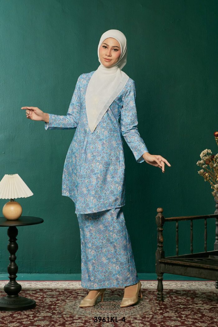Kebaya Latifah 2.0 in Blue (3961KL-4)
