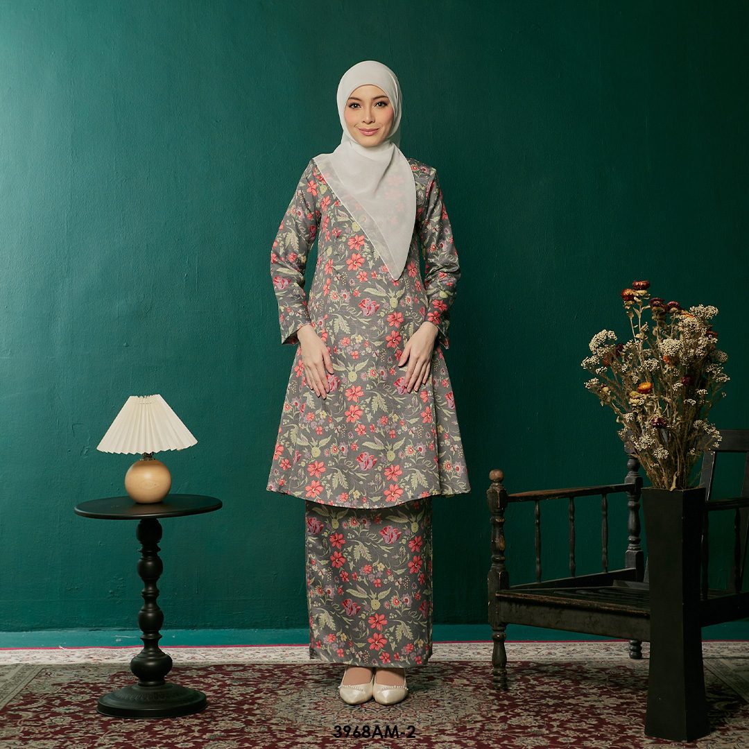 Ameera Kurung in Tomato (3968AM-2)