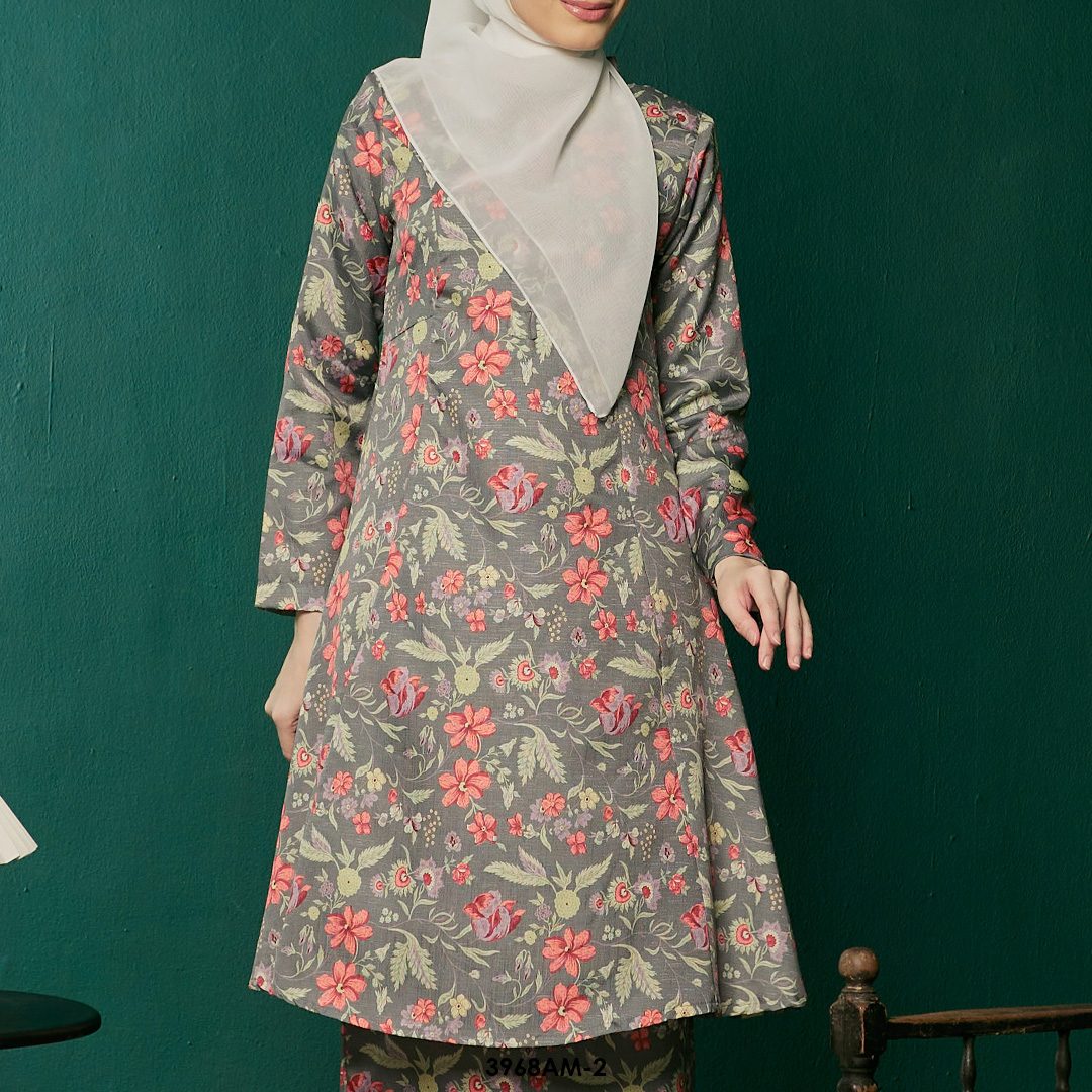 Ameera Kurung in Tomato (3968AM-2) - Image 4