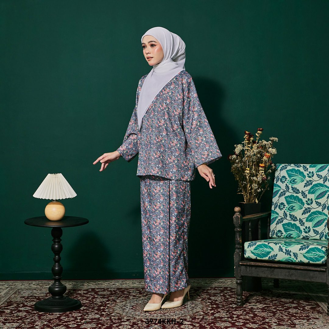 Kurung Kedah 2.0 in Ash Brown (3974KKH-2) - Image 2