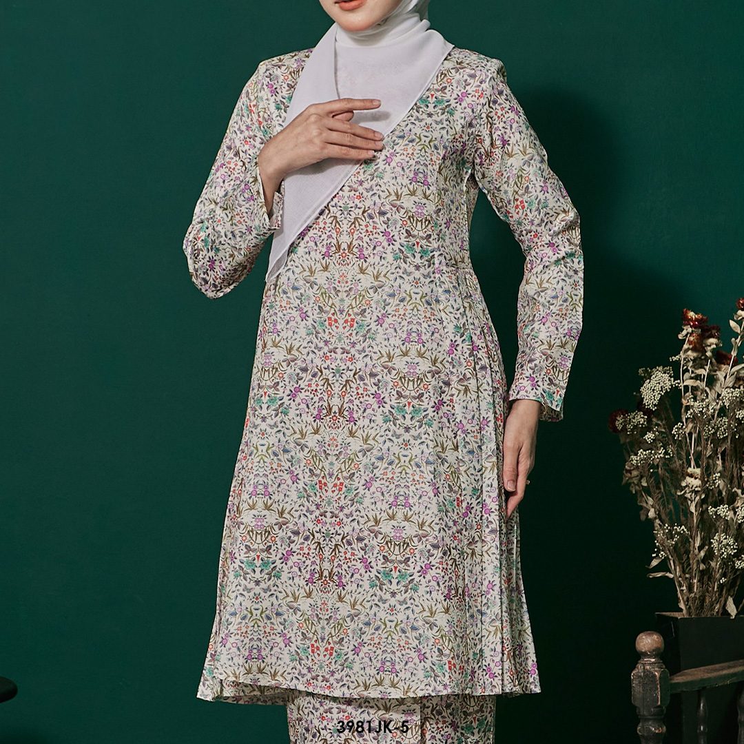 Juliana Kurung in Olive (3981JK-5) - Image 3