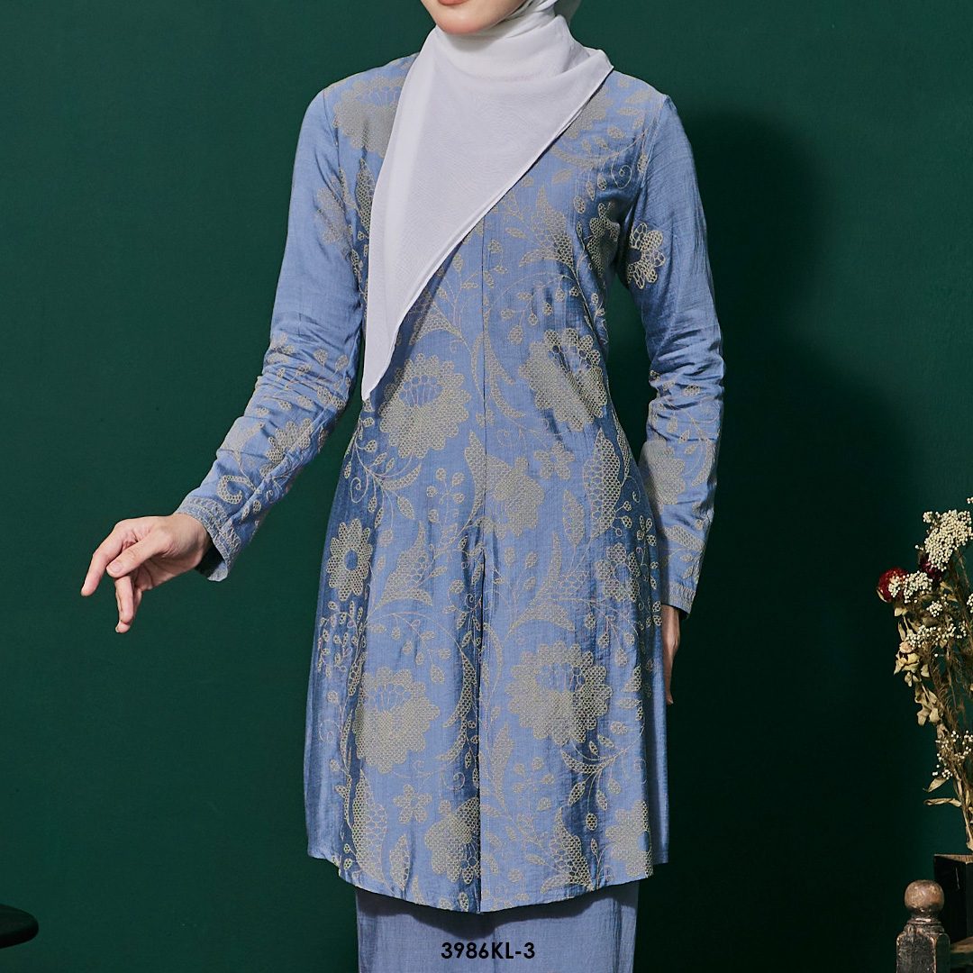 Kebaya Latifah 2.0 in Blue (3986KL-3) - Image 4