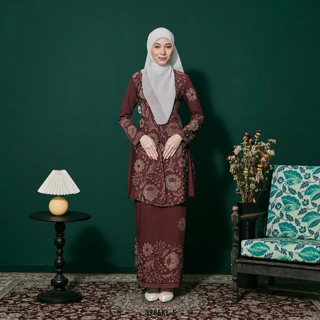 Kebaya Latifah 2.0 in Burnt Maroon (3986KL-5)