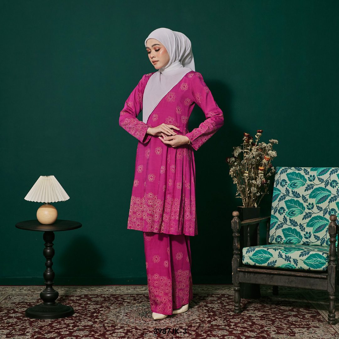 Juliana Kurung in Barbie Pink (3987JK-3) - Image 2