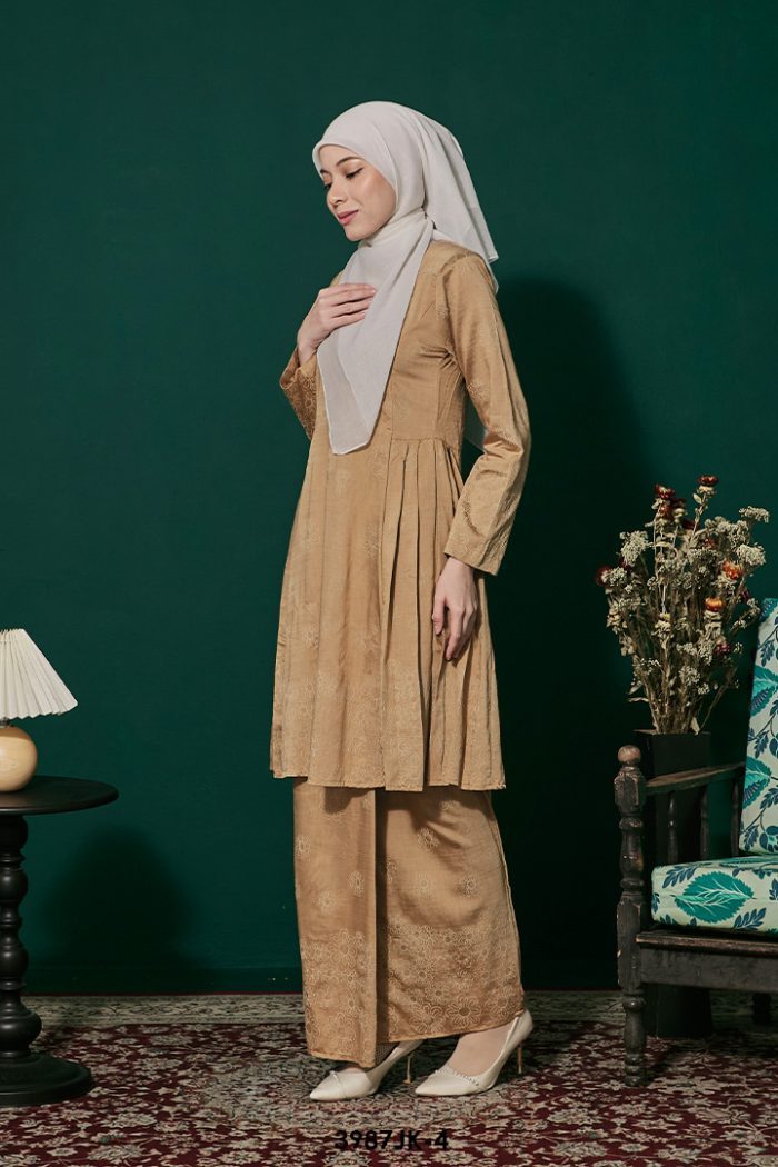 Juliana Kurung in Tortilla (3987JK-4)