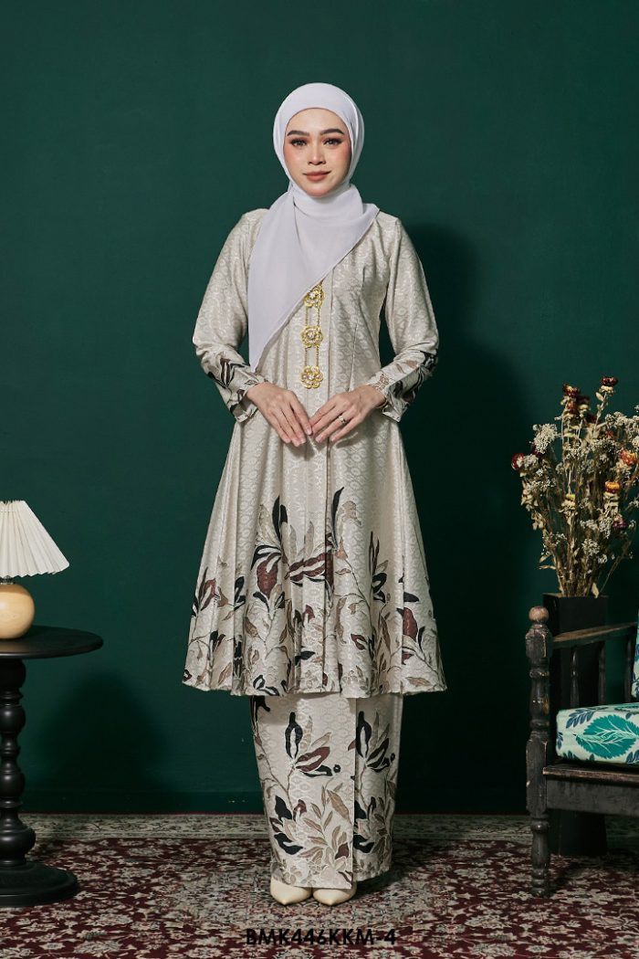 Kebarung Batiq Mia in Vanilla (BMK446KKM-4)